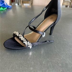 Dream Pairs Black Classic Heels with Rhinestone Embellishment